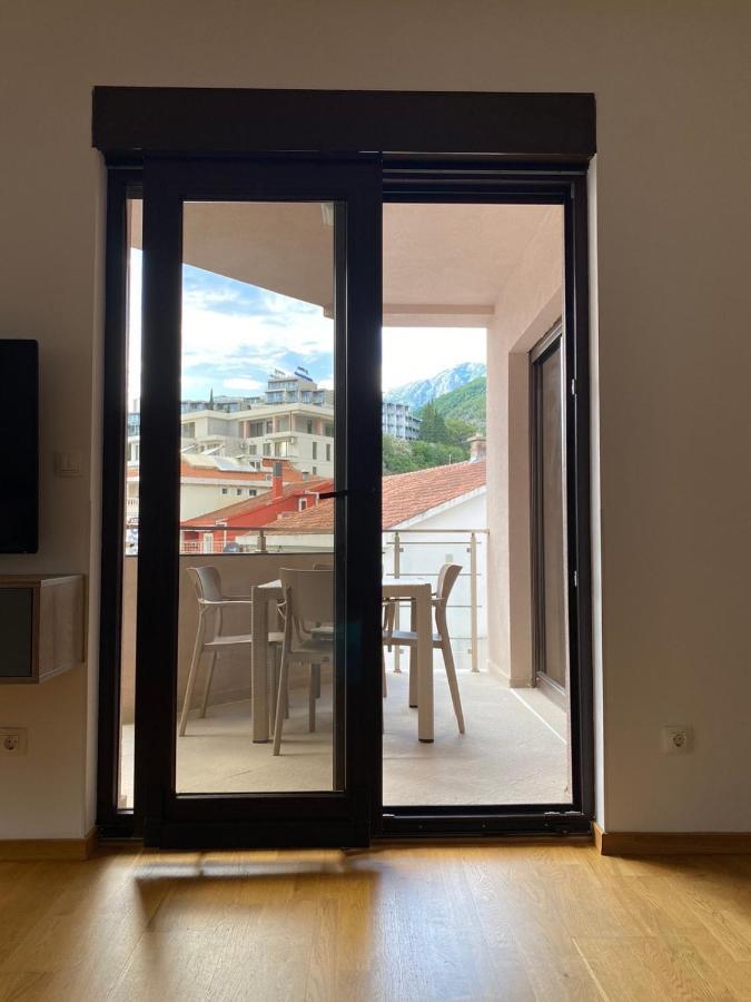 Apartmani Jedro Rafailovici Exterior photo